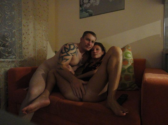 Свингерский секс по русски у чувака на хате | 109 ххх фото