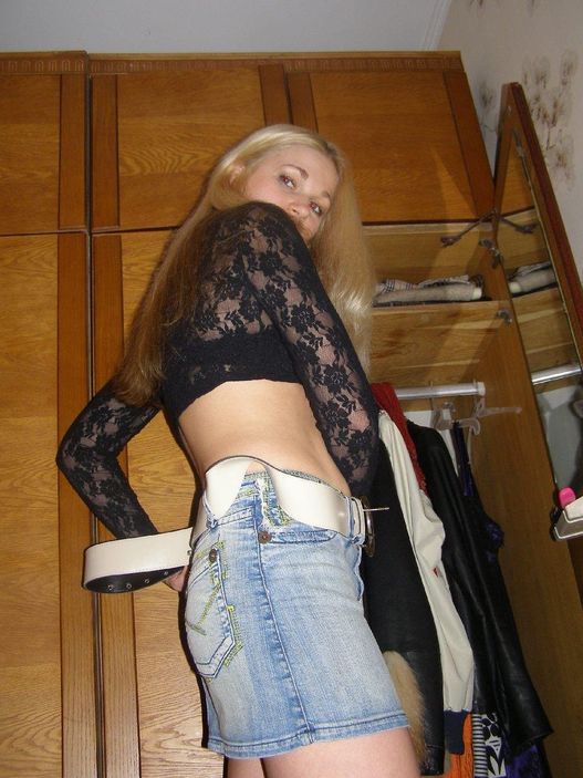 Девушка с Украины сексуально позирует для зарубежных друзей | 33 ХХХ фото